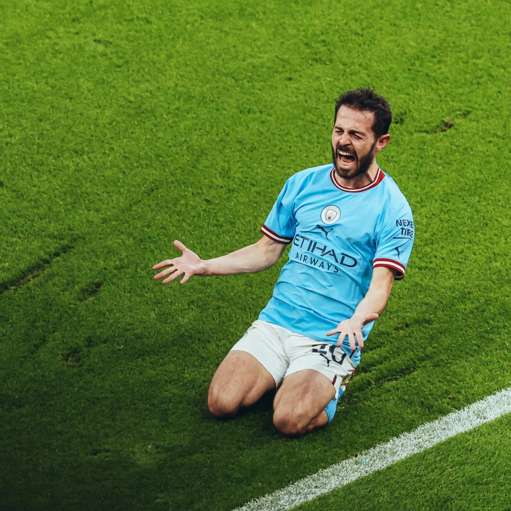 九游体育官网-曼城训练开放日，窗口期强势反弹引欢呼，欧冠在即，轮换策略成焦点