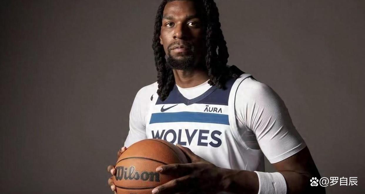 迈阿密热火官宣签约备战NBA总决赛洛杉矶快船加时末段豪取连胜，赛后明尼苏达森林狼篮板制胜直接炸裂