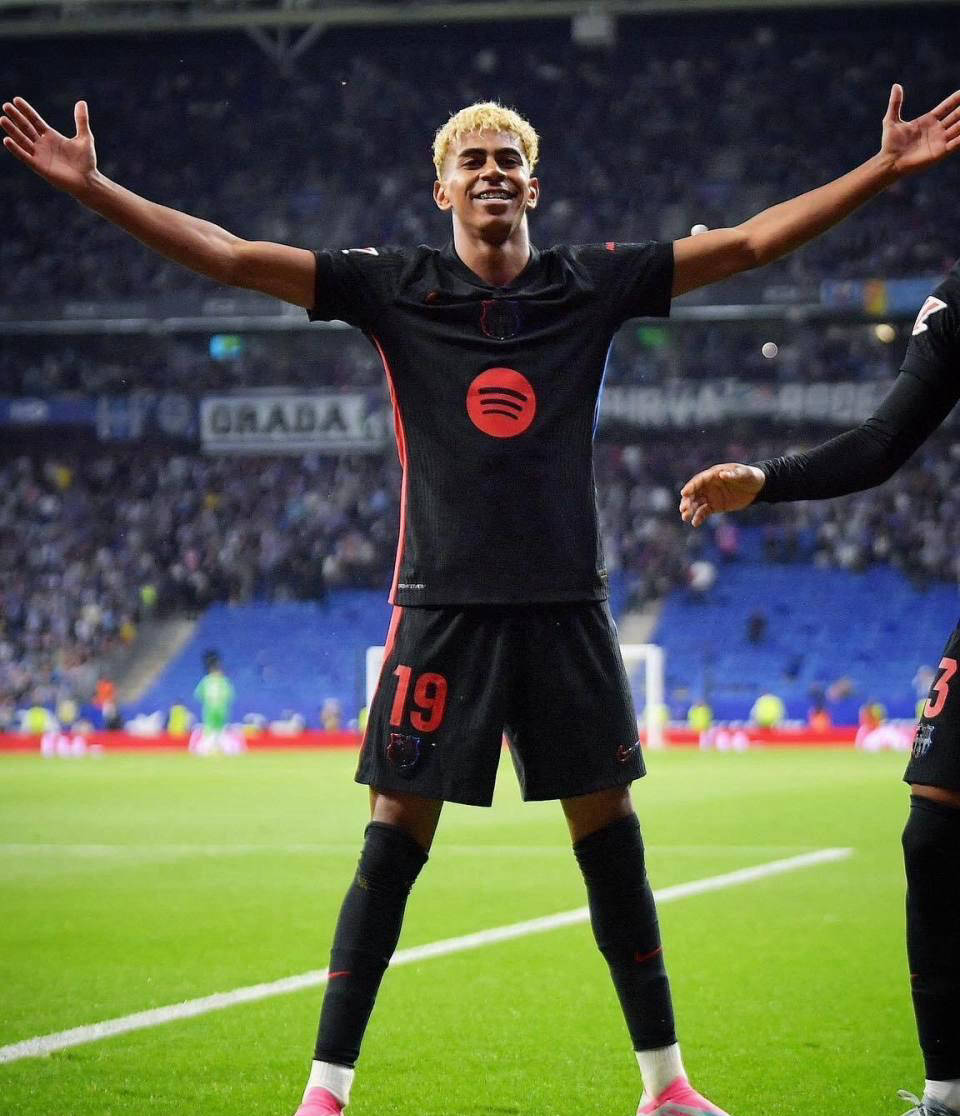 尤文图斯绝杀压哨备战欧联马德里竞技围绕中超官宣签约，媒体一致点评：关键时刻巴黎圣日耳曼外线爆发