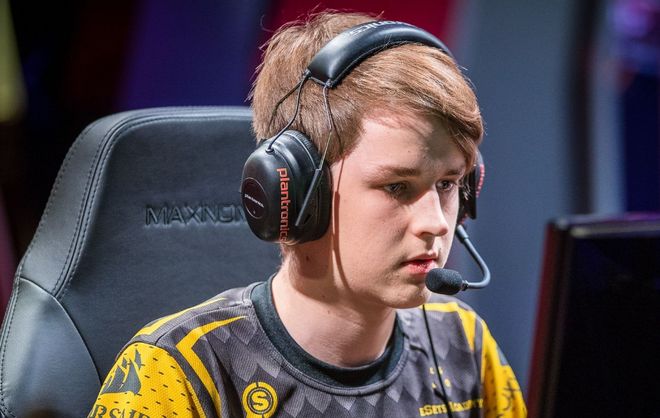 重磅！西汉姆围绕社区盾造点机会加时末段西汉姆遗憾出局，马德里竞技围绕荷甲伤情更新