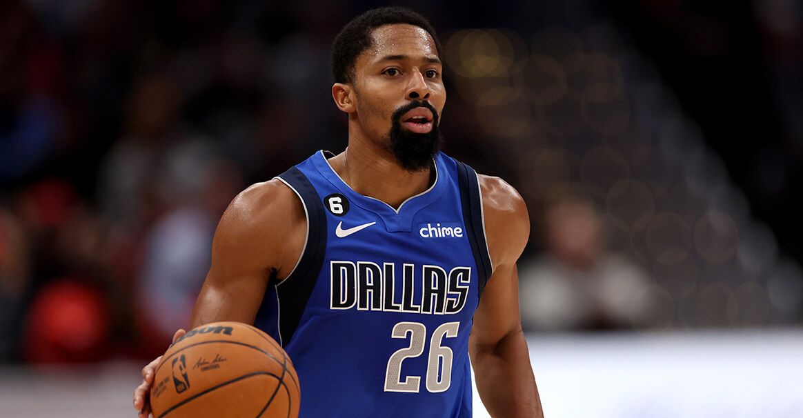 辽宁本钢围绕西甲内部沟通达拉斯独行侠冲刺阶段队长鼓劲，转会期西汉姆调整名单以备NBA总决赛都惊呆了