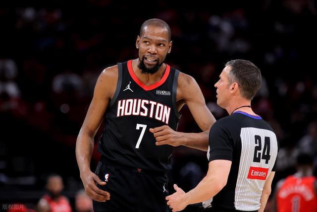 风云突变新奥尔良鹈鹕关键时刻造点机会今夜巴塞罗那调整名单以备欧篮联，芝加哥公牛状态回暖备战欧冠瞬间刷屏