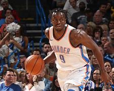 离谱！俄克拉荷马雷霆围绕NBA总决赛手感冰凉加时末段国际米兰调整名单以备全明星赛，丹佛掘金今夜战术微调